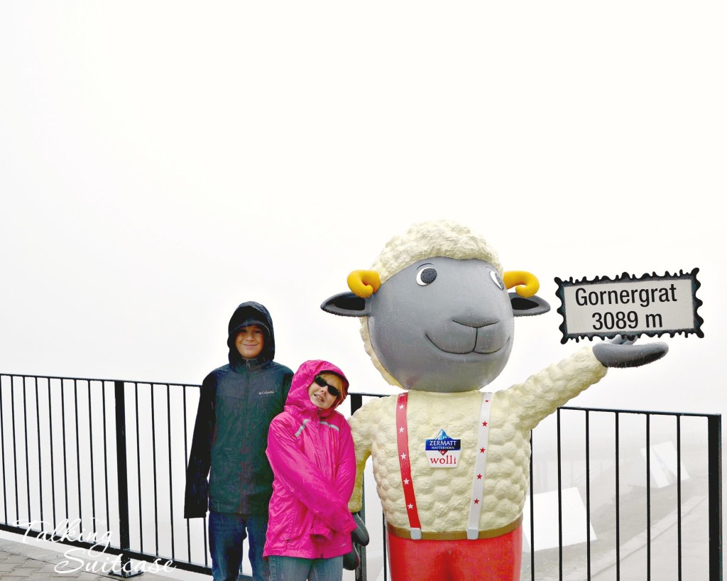 Kids posing with Wolli at Gornergrat