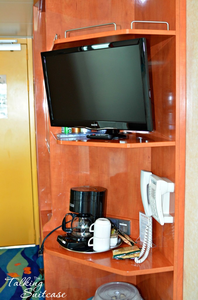 TV area in NCL Jade Stateroom